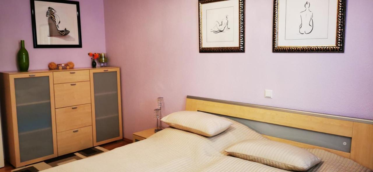 Tolle, Gemutliche, Voll Moblierte 3 Zimmer Wohnung. Baden-Baden Luaran gambar